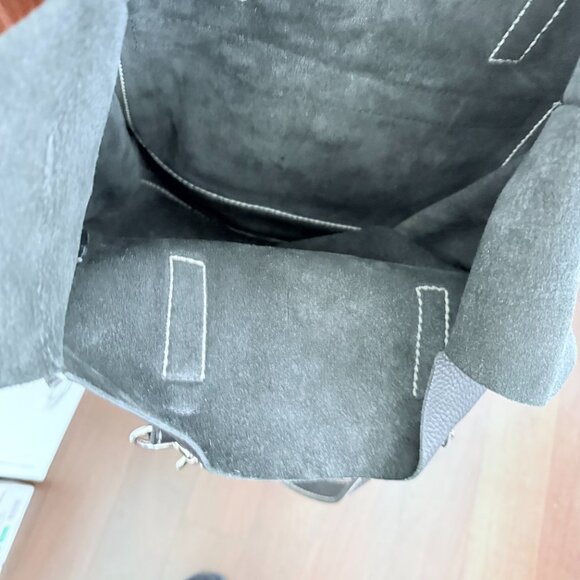 Miu Miu Vintage gorgeous sheepskin soft leather tote bag - Picture 3 of 10